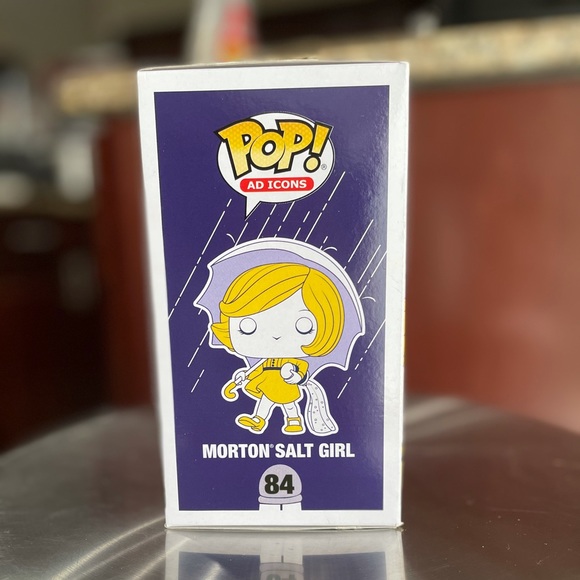 morton salt girl funko pop🧂 - Picture 2 of 4